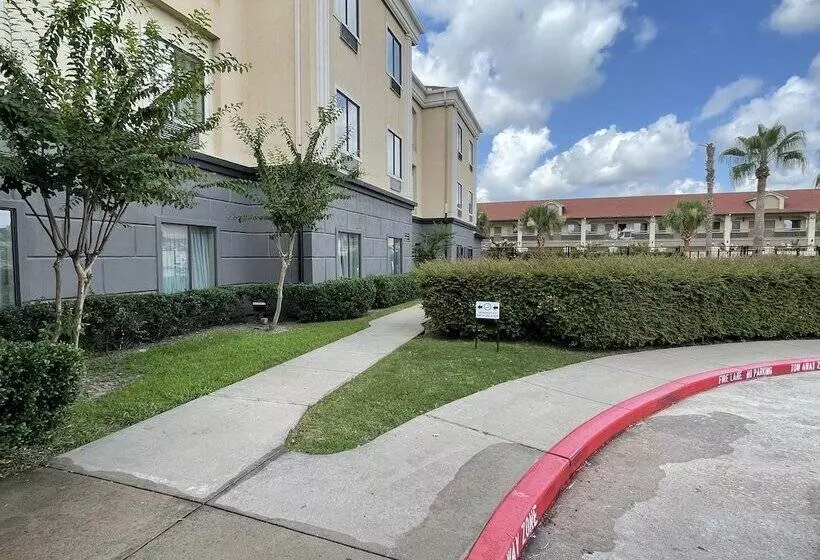 בית מלון כפרי Spark By Hilton Houston Hobby Airport