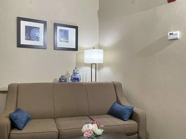 בית מלון כפרי Spark By Hilton Houston Hobby Airport