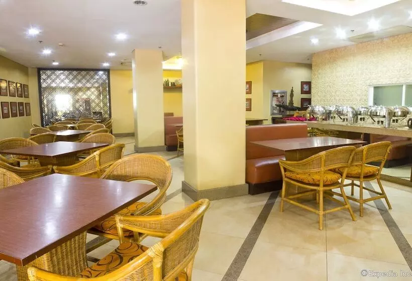 فندق Crown Regency Prince Resort