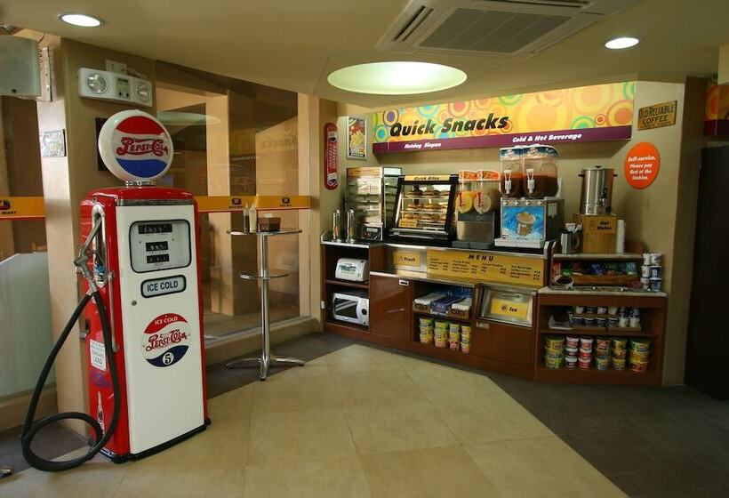 酒店 Crown Regency Prince Resort