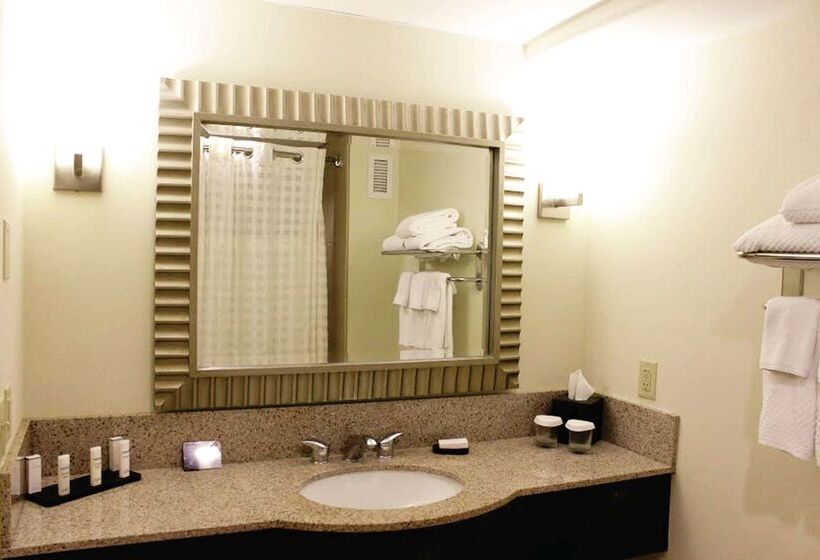 בית מלון כפרי Embassy Suites By Hilton Laredo