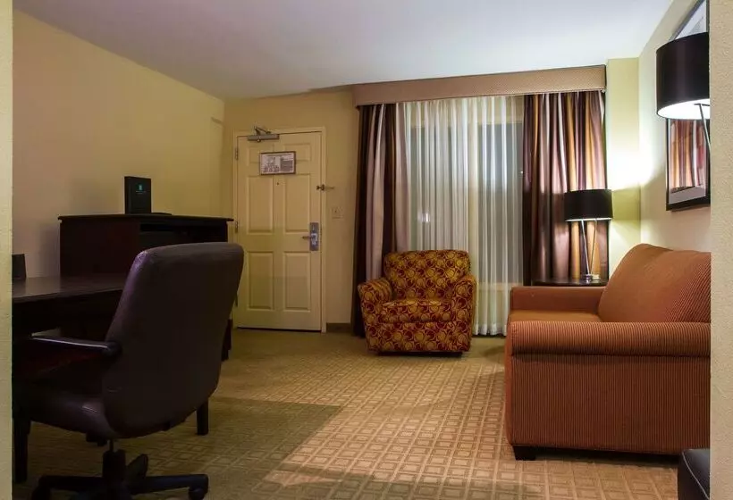 酒店 Embassy Suites By Hilton Laredo