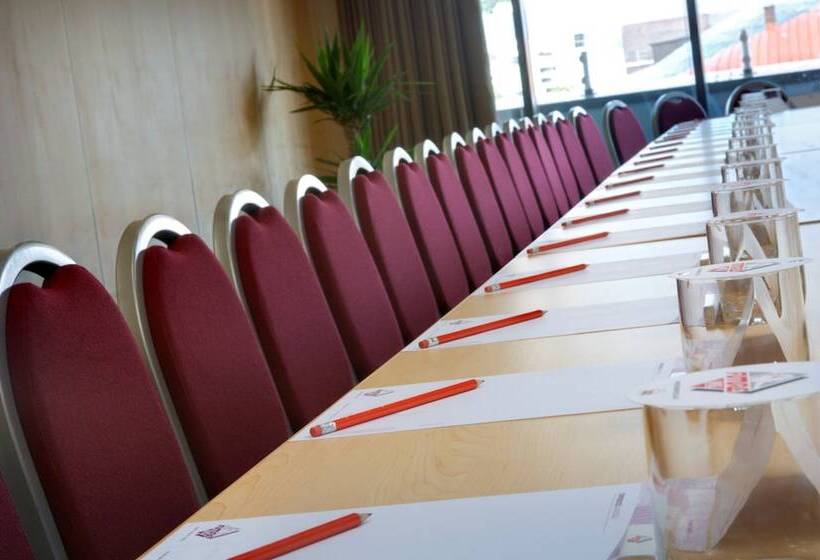 فندق Future Inn Bristol