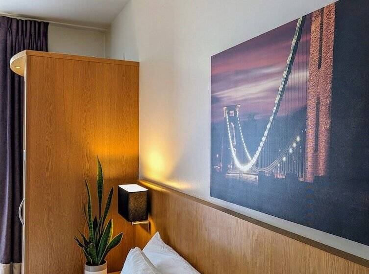 فندق Future Inn Bristol