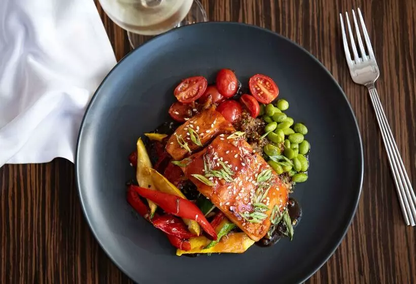 هتل Hilton Baltimore Inner Harbor