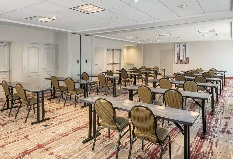 هتل Hilton Garden Inn Scottsdale North/perimeter Center