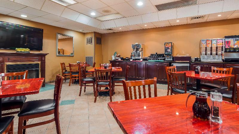 בית מלון כפרי Inn At Mendehall