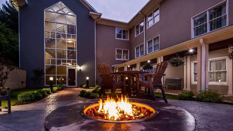 호텔 Inn At Mendehall