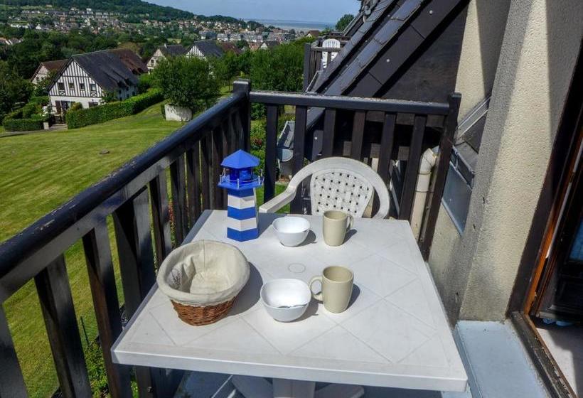 Отель Apartment La Cour Du Moulin