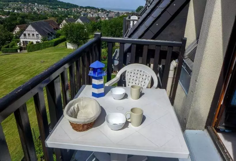 Отель Apartment La Cour Du Moulin