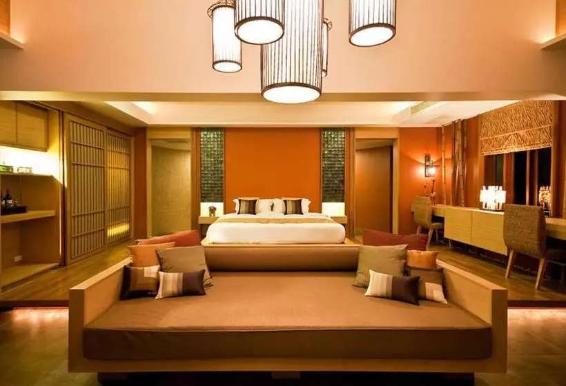 ホテル Montis Resort