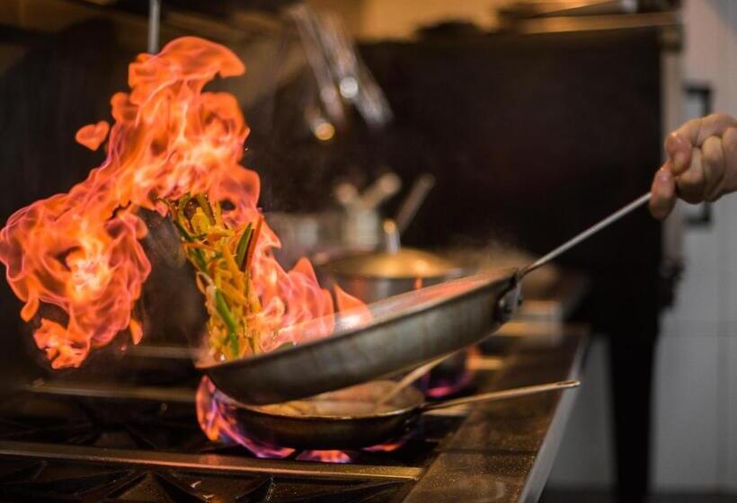 Natura Cabana Boutique Hotel & Spa By Mint