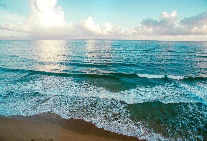 Natura Cabana Boutique Hotel & Spa By Mint