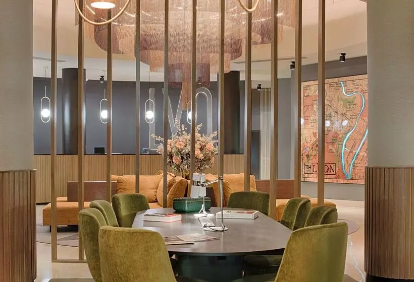 בית מלון כפרי NH Lyon Airport