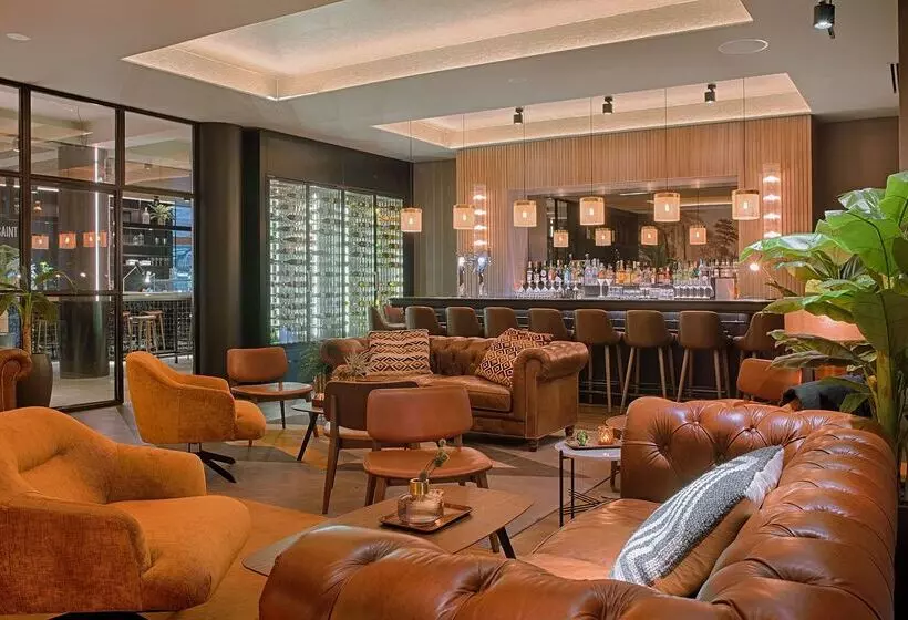 בית מלון כפרי NH Lyon Airport