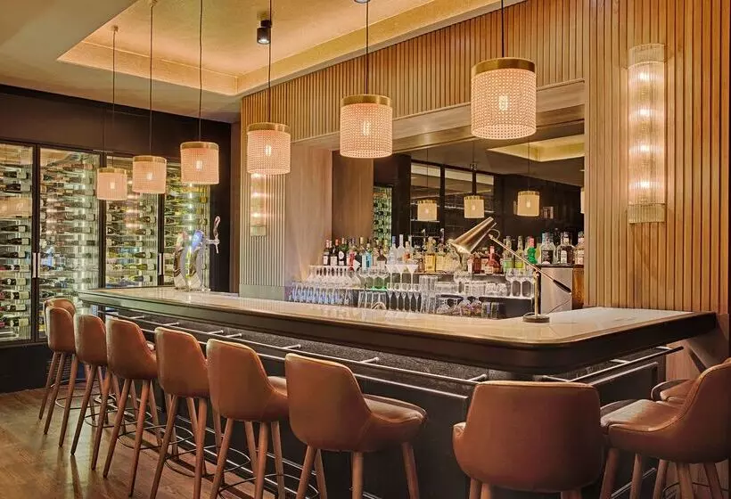 בית מלון כפרי NH Lyon Airport