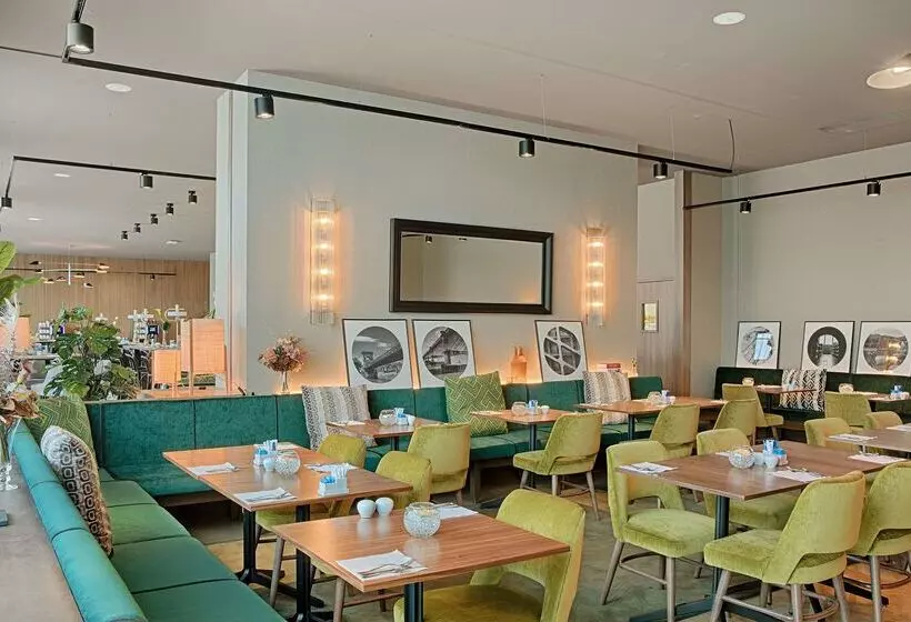 בית מלון כפרי NH Lyon Airport