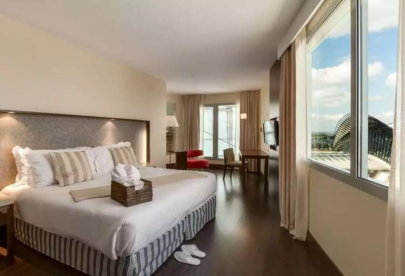 בית מלון כפרי NH Lyon Airport