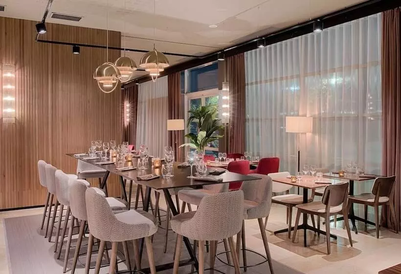 בית מלון כפרי NH Lyon Airport