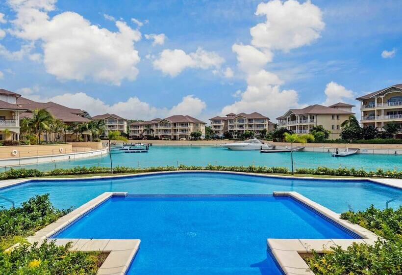 هتل The Landings Resort & Spa