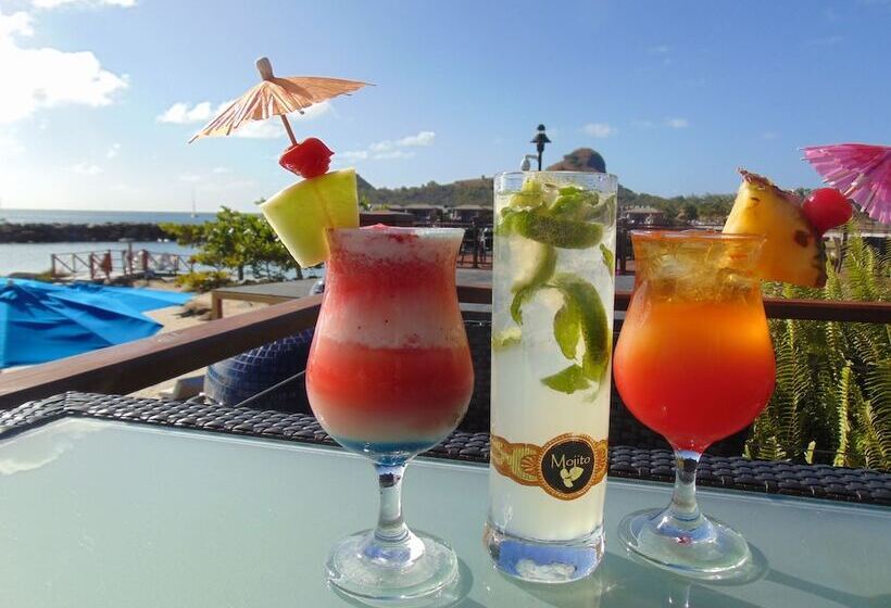 هتل The Landings Resort & Spa