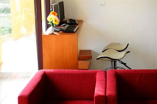 בית מלון כפרי The Room Chaweng