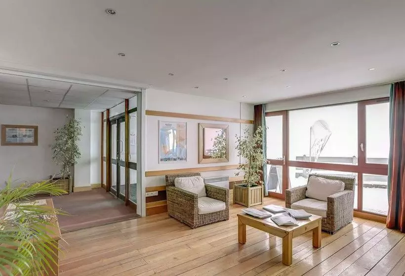 Pierre & Vacances le Montana