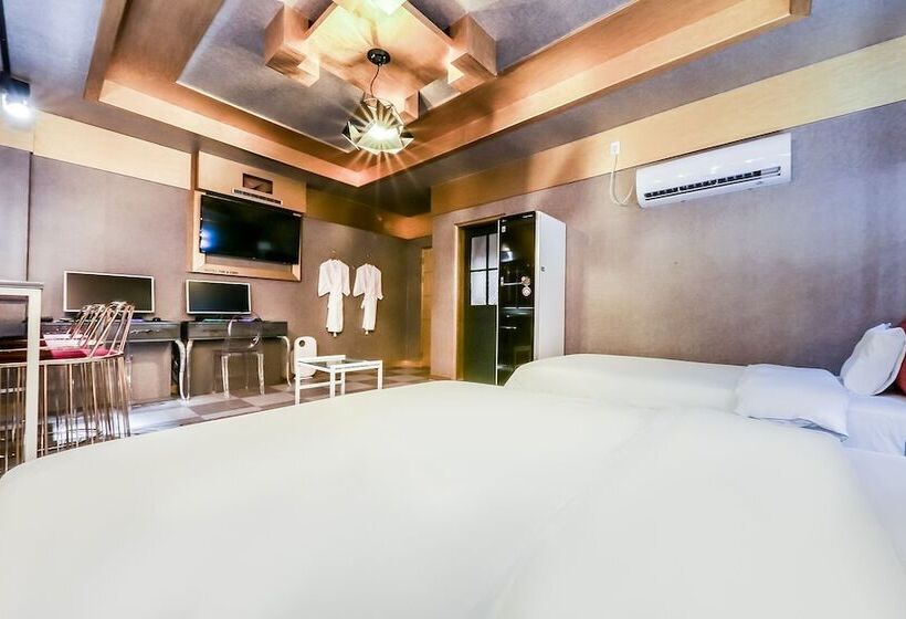 Motel Seosan Fun N Fork