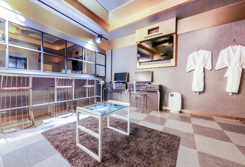 Motel Seosan Fun N Fork