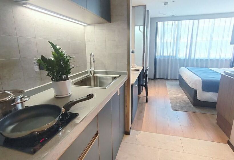 Citadines Yunlong Lake Xuzhou