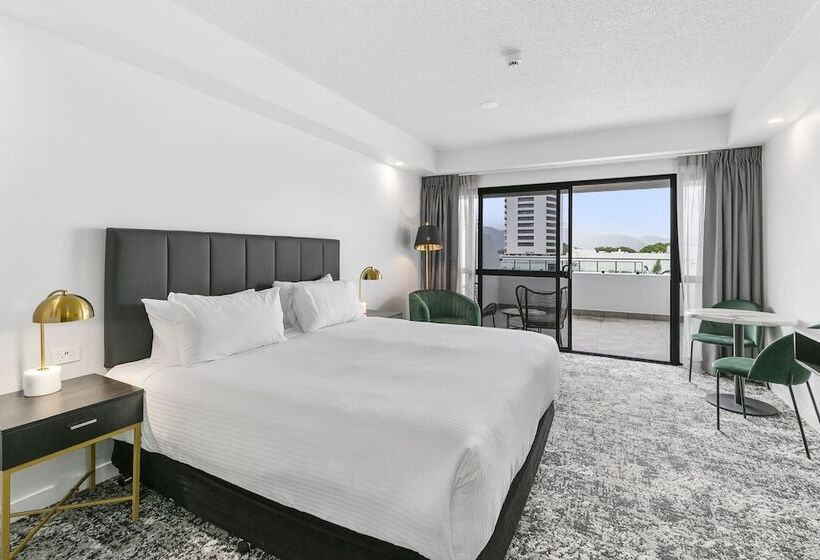 בית מלון כפרי The Benson