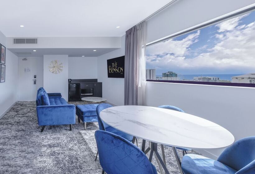 בית מלון כפרי The Benson