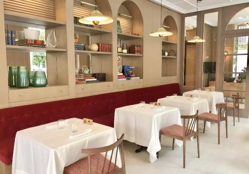 ホテル Intelier Villa Katalina