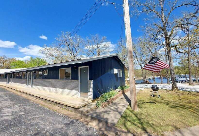 Kimberling Cove Resort