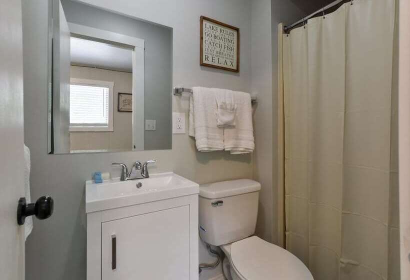 Kimberling Cove Resort