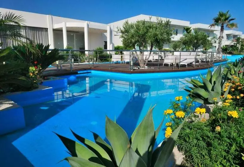 酒店 Afandou Bay Resort Suites