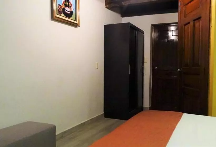 هتل Barrio Antiguo