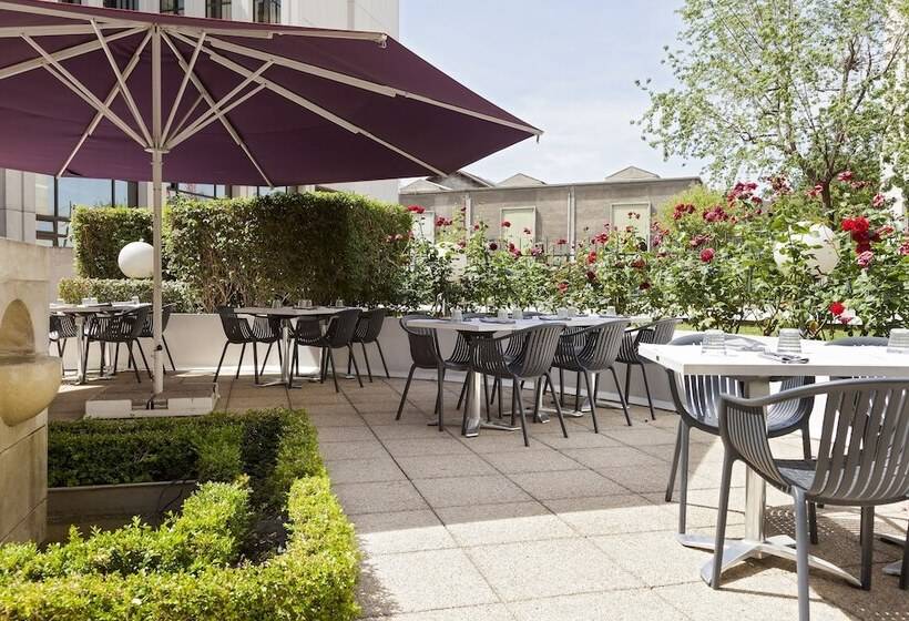 ホテル B&B Hôtel Paris 17 Batignolles