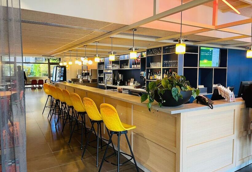 ホテル B&B Hôtel Paris 17 Batignolles