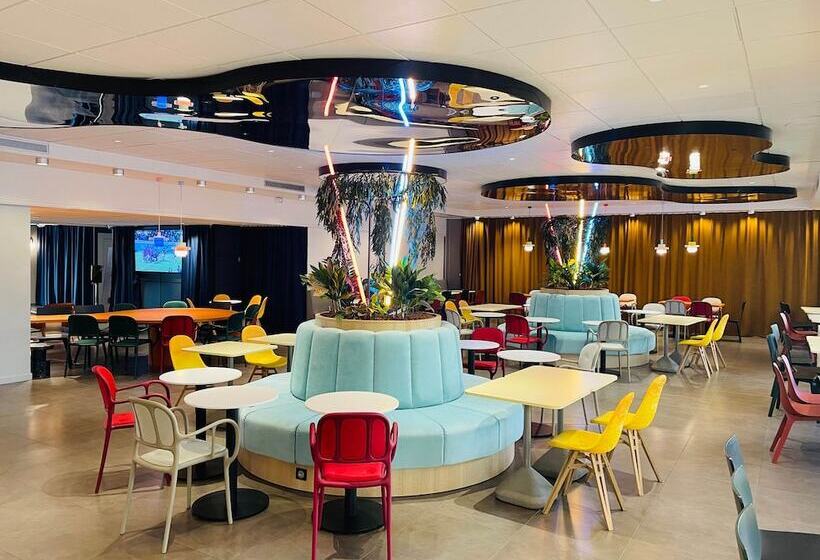 ホテル B&B Hôtel Paris 17 Batignolles