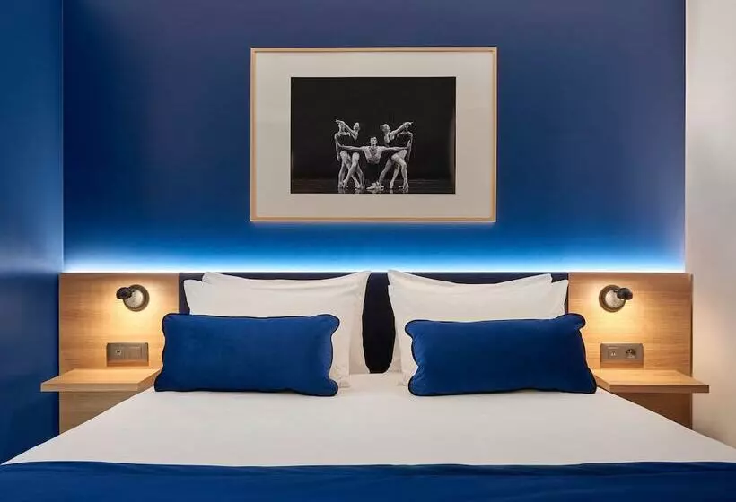 هتل B&B Hôtel Paris 17 Batignolles