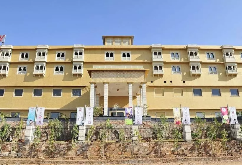 Отель Cambay Resort Udaipur