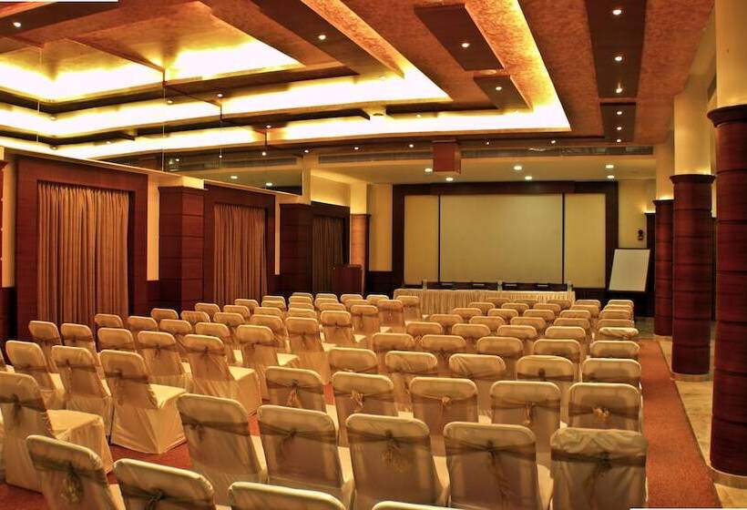 Hotel Cambay Resort Udaipur