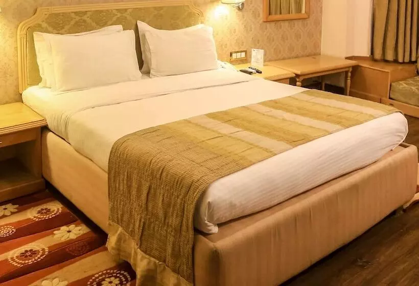 Dee Marks Hotel & Resorts