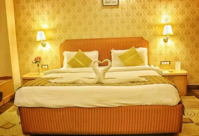 Dee Marks Hotel & Resorts