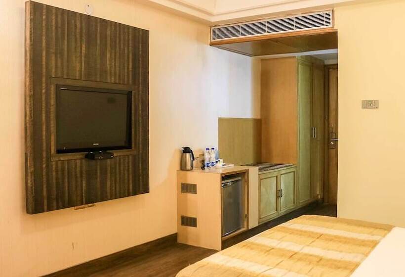 Dee Marks Hotel & Resorts