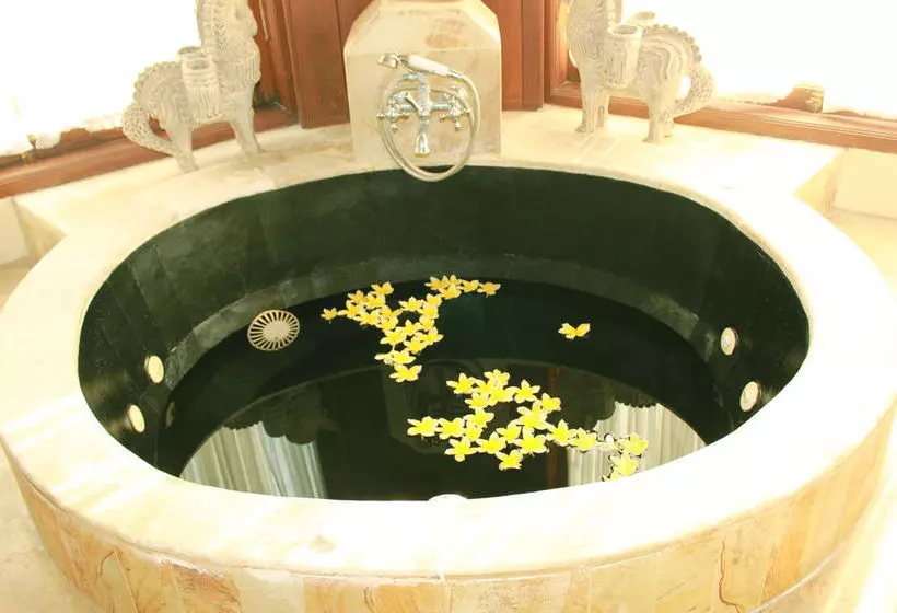 فندق Dewanivilla Resort