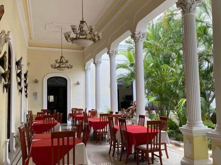 Hotel Gran Real Yucatan