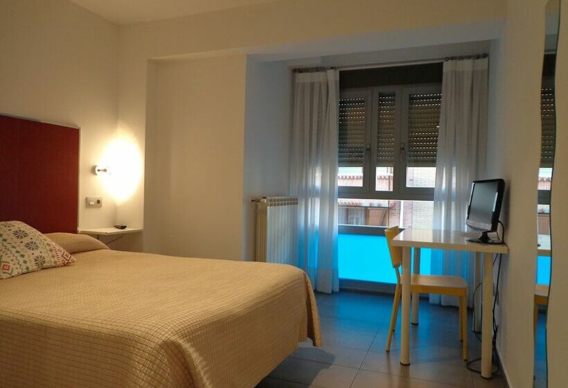 בית מלון כפרי Alda Soria Rooms