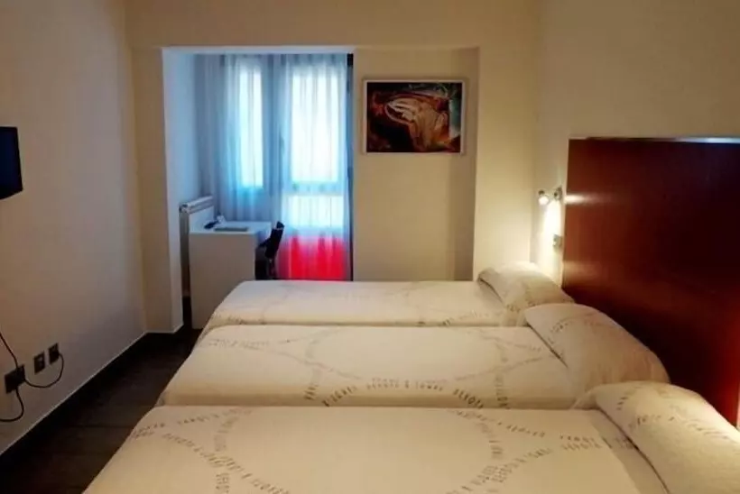 هتل Alda Soria Rooms